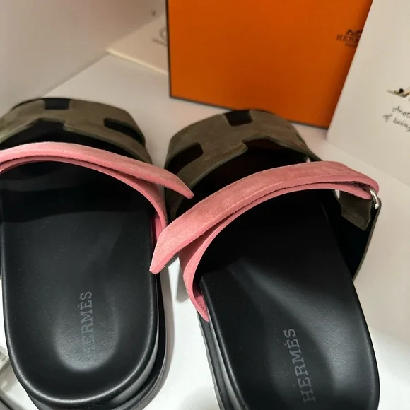 Hermes Chypre sandals, Sz 37.5 - Picture 3 of 12